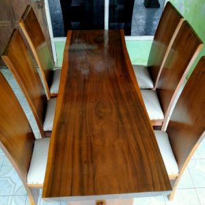 Set Meja Makan Trembesi Solid Serat kayu jati grade A